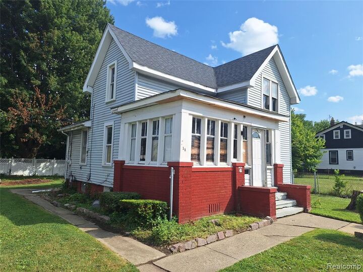 Property Photo:  38 Northbound Gratiot Avenue  MI 48043 2473 
