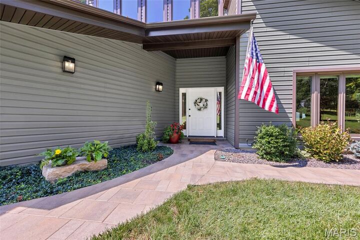 Property Photo:  2201 Oakwood Drive  MO 63049 