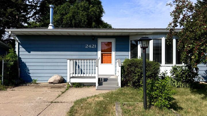 Property Photo:  2421 4th St NW  ND 58703 