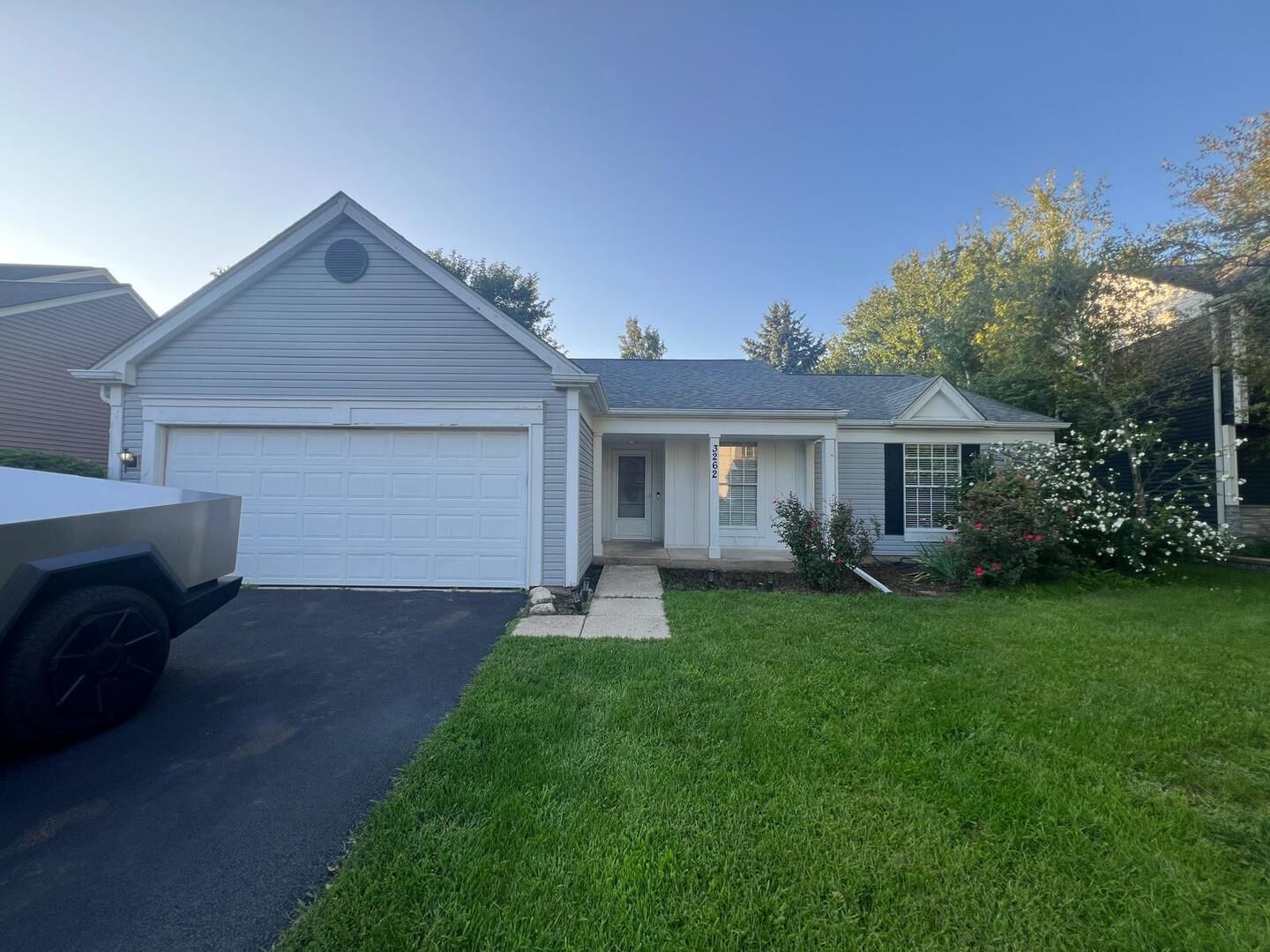 Property Photo:  3262 Salem Court  IL 60504 