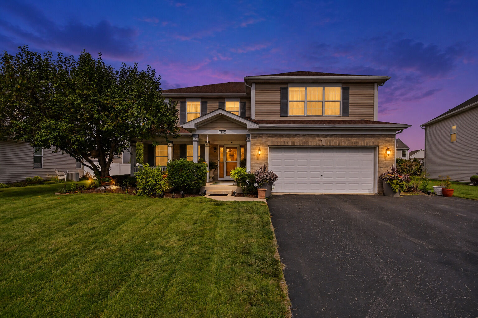 Property Photo: 1402 Fitzer Drive IL 60431