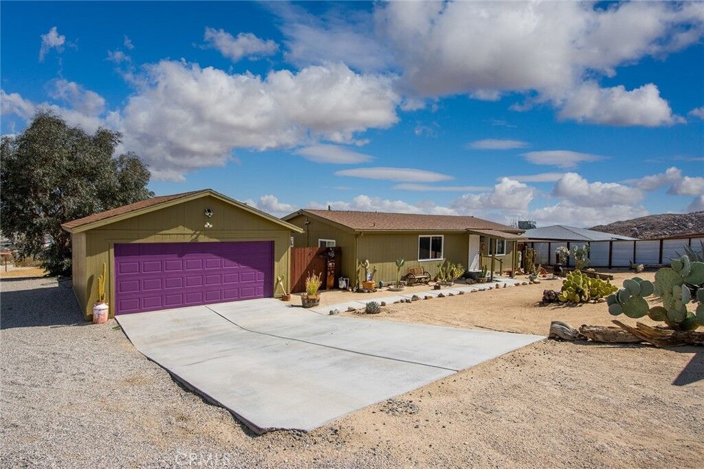 Property Photo:  61774 Alta Vista  CA 92252 