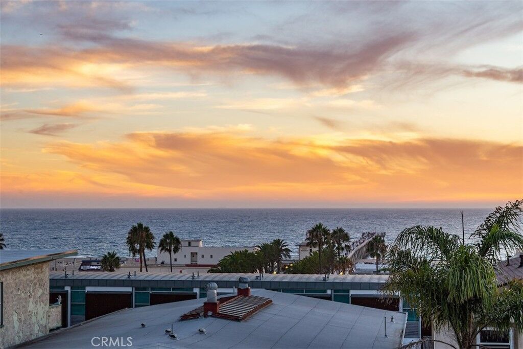 Property Photo:  1136 Monterey  CA 90254 