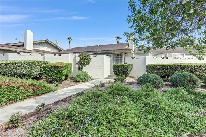 Property Photo: 679 S Indian Hill B CA 91711
