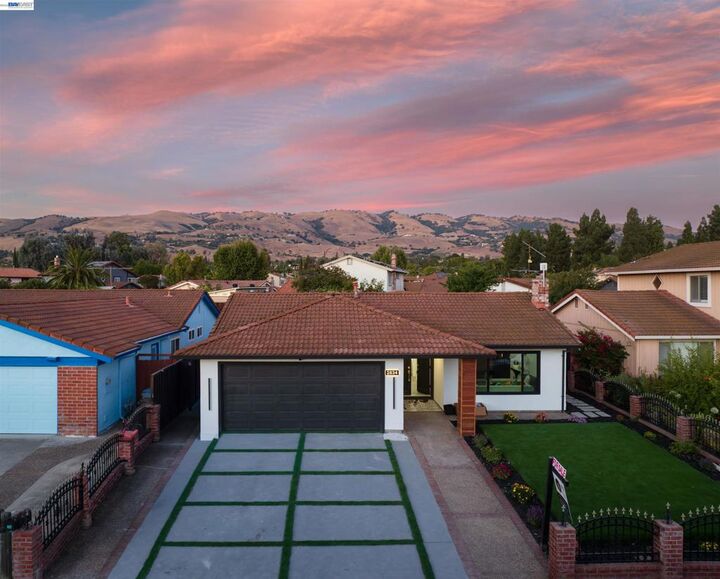 Property Photo: 2834 Rainwood Court CA 95148