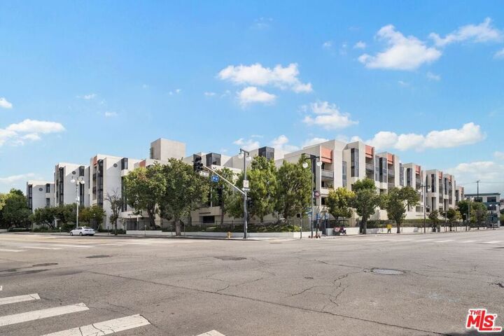Property Photo: 222 S Central Avenue 232 CA 90012