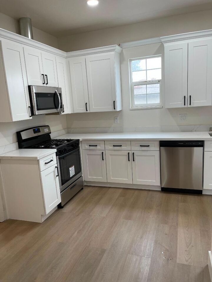 Property Photo: 10 Topeka Avenue CA 95128