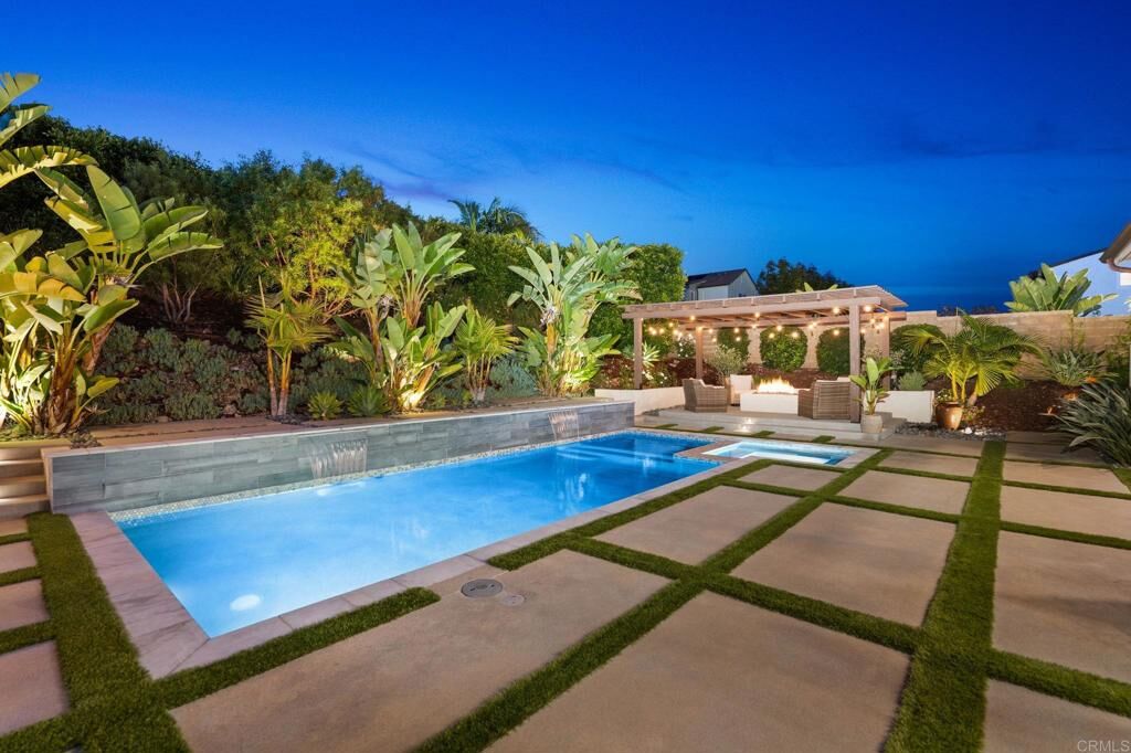 Property Photo:  2911 Side Saddle Lane  CA 92029 