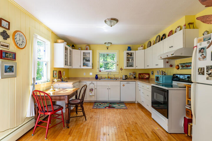 Property Photo: 6 Rocky Point Road ME 04849
