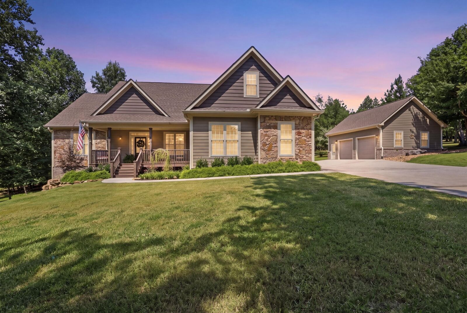 Property Photo:  1625 River Bluffs Drive  TN 37347 