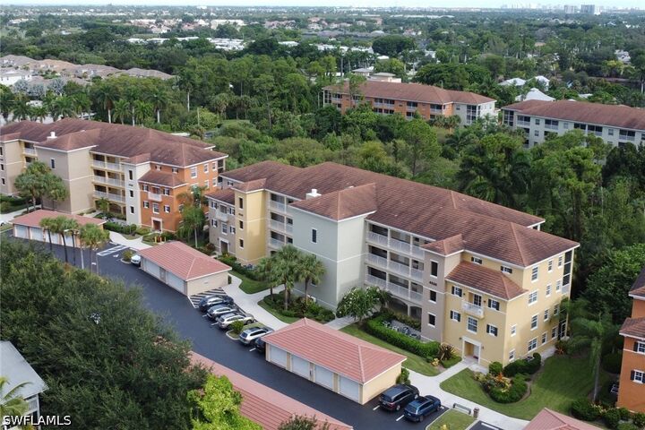 Property Photo: 4520 Botanical Place Circle 204 FL 34112