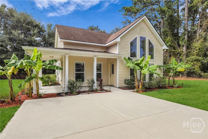 Property Photo:  3105 Lincoln Street  GA 31404 