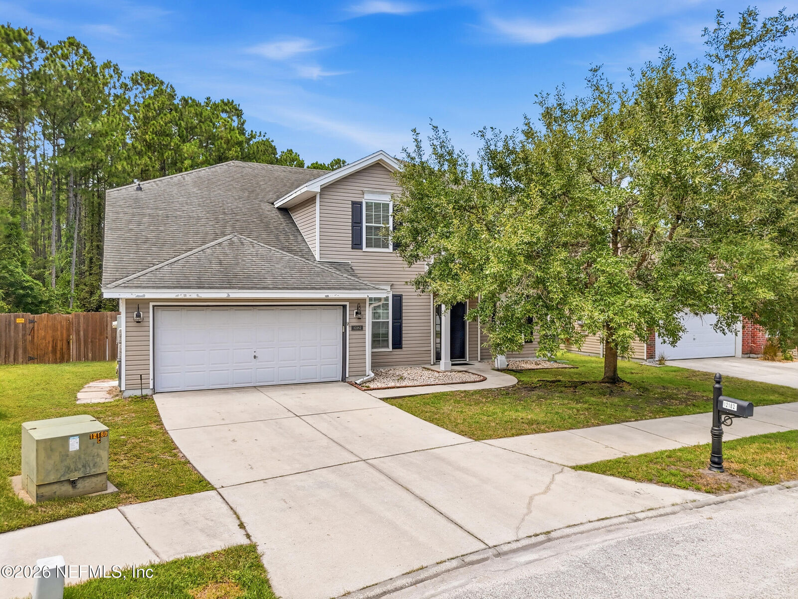 Property Photo:  12182 Georgia Oak Court  FL 32218 