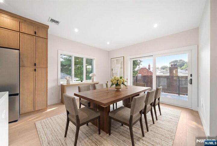Property Photo:  450 10th Street B  NJ 07022 