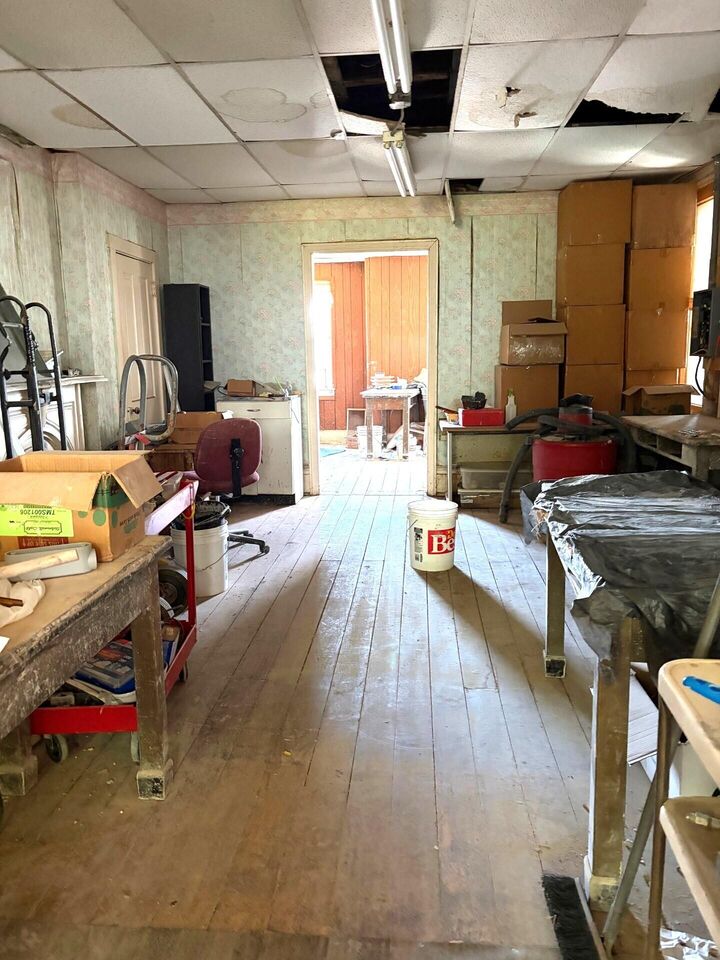 Property Photo:  105 W 4th Street  KY 41056 