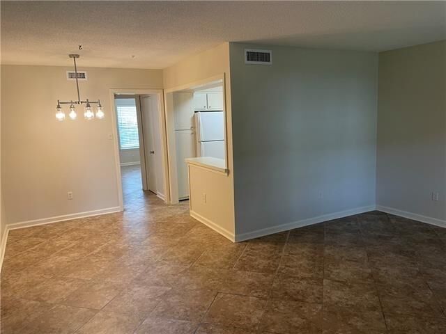 Property Photo: 2700 Whitney Place 730 LA 70002