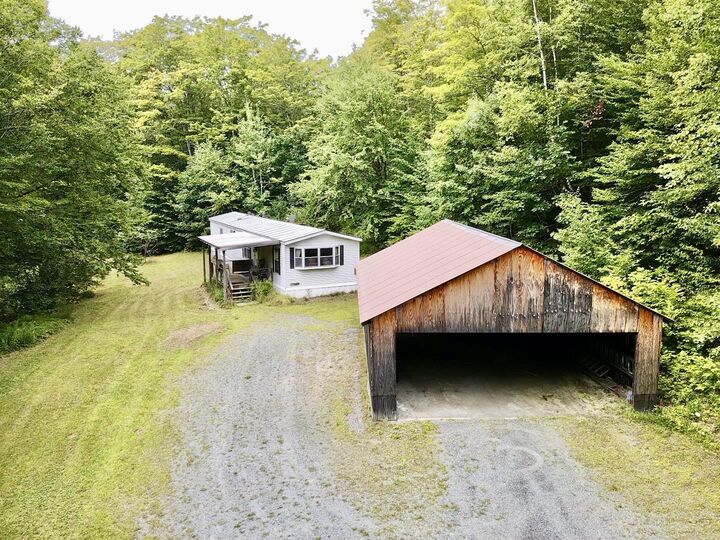 Property Photo:  52 Maple Hill Road  VT 05075 