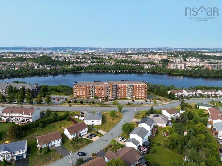 406 77 Russell Lake Drive — photo 1