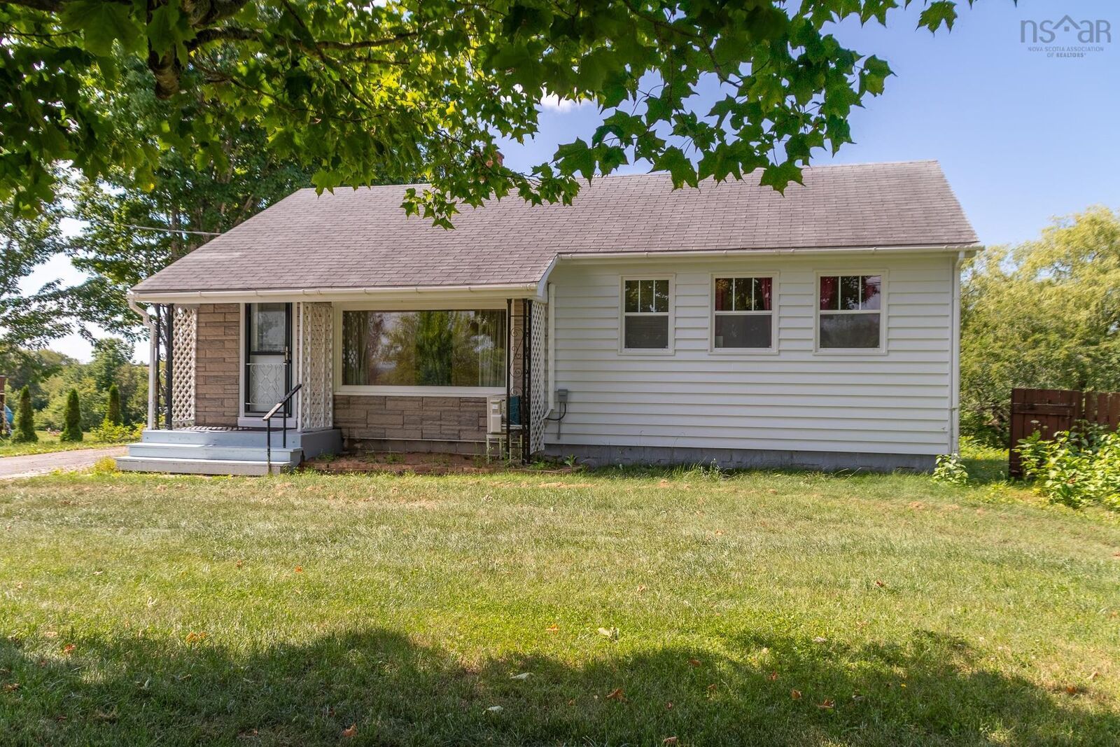 Property Photo: 1549 Victoria Road NS B0P 1C0