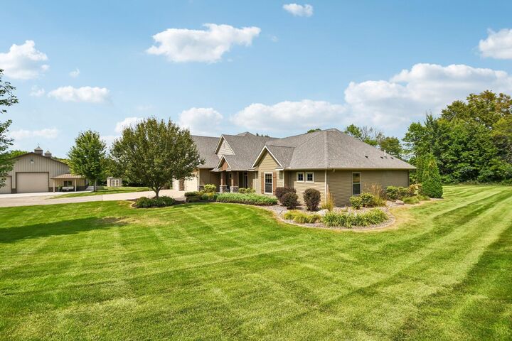 Property Photo: 11542 Tilton Trail S MN 55374