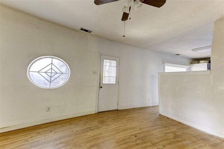 Property Photo: 612 Legendary Lane TX 75156