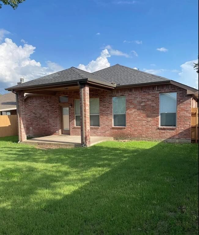 Property Photo: 116 Lipan Street TX 75402