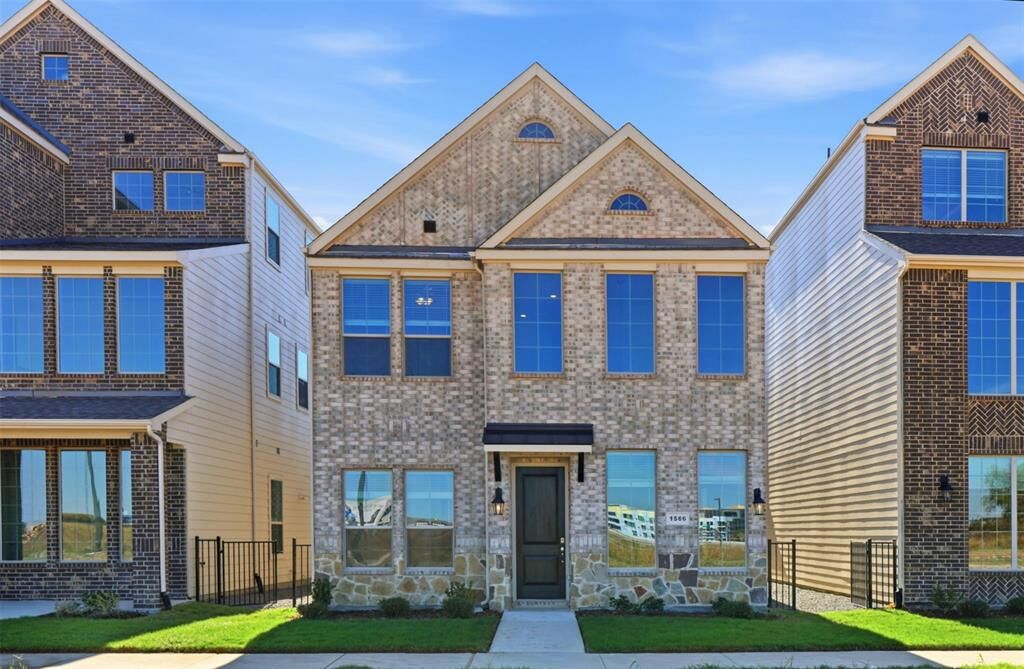 Property Photo:  1566 Lake District Drive  TX 75013 