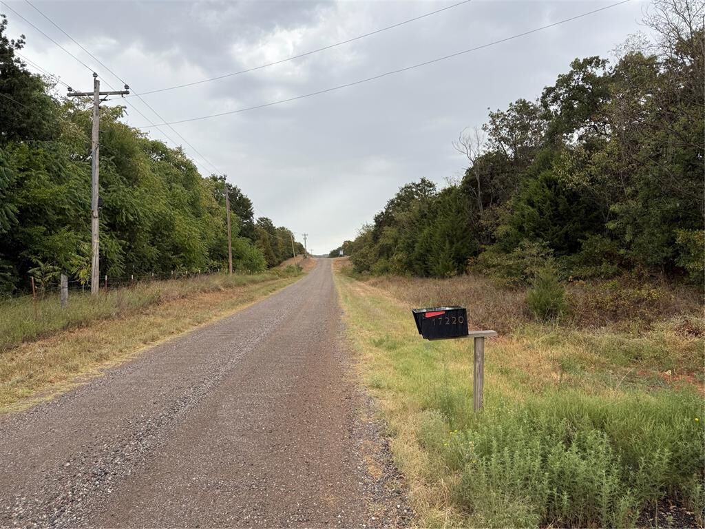 Property Photo:  17220 220th Street  OK 73010 