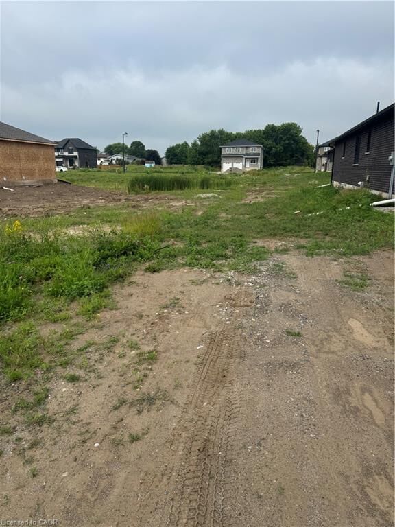 Property Photo:  66 Pike Creek Drive  ON N0A 1E0 