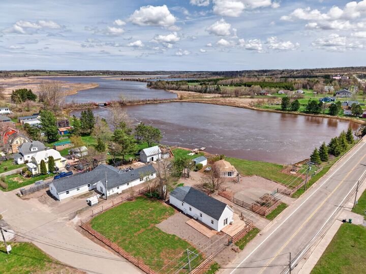 Property Photo:  197 Main Street  PE C0A 1T0 
