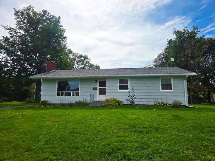 9 Messer Avenue — photo 1
