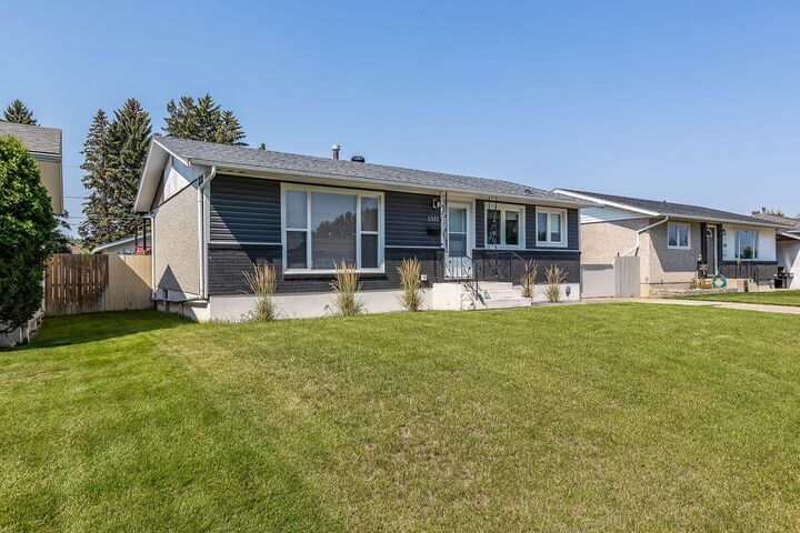 Property Photo: 2332 20 Avenue SE AB T1A 3Y1