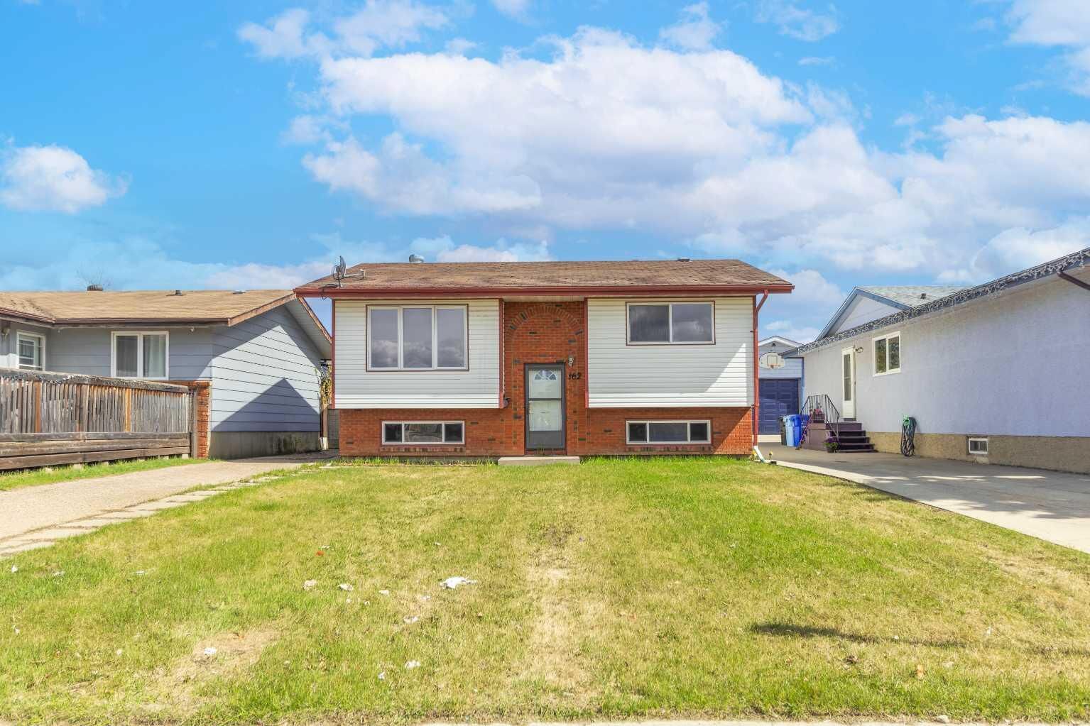 Property Photo:  162 Elmore Drive  AB T9H 4N3 