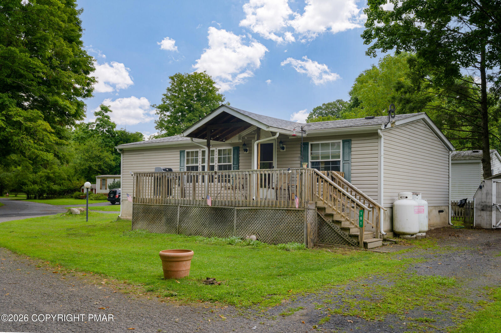 Property Photo:  161 Buttonwood Court  PA 18301 