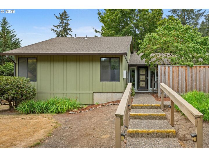 Property Photo: 9070 SW 130th Ave OR 97008