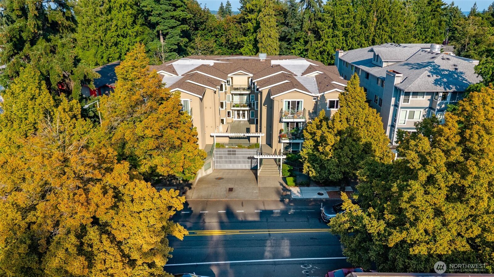Property Photo: 12034 15th Avenue NE 103 WA 98125
