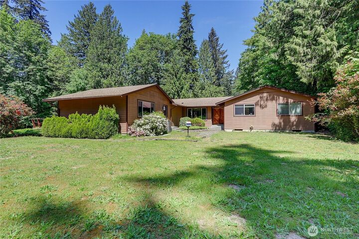 Property Photo: 568 SE Oak Road WA 98367