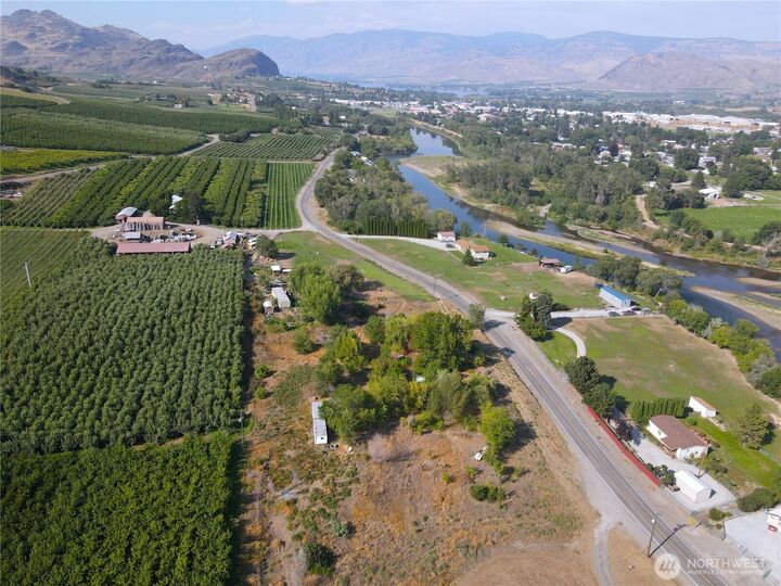 Property Photo: 2103 Highway 7 WA 98844