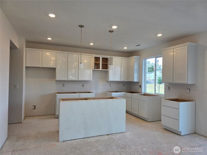 Property Photo:  772  Holly Avenue 41  WA 98321 