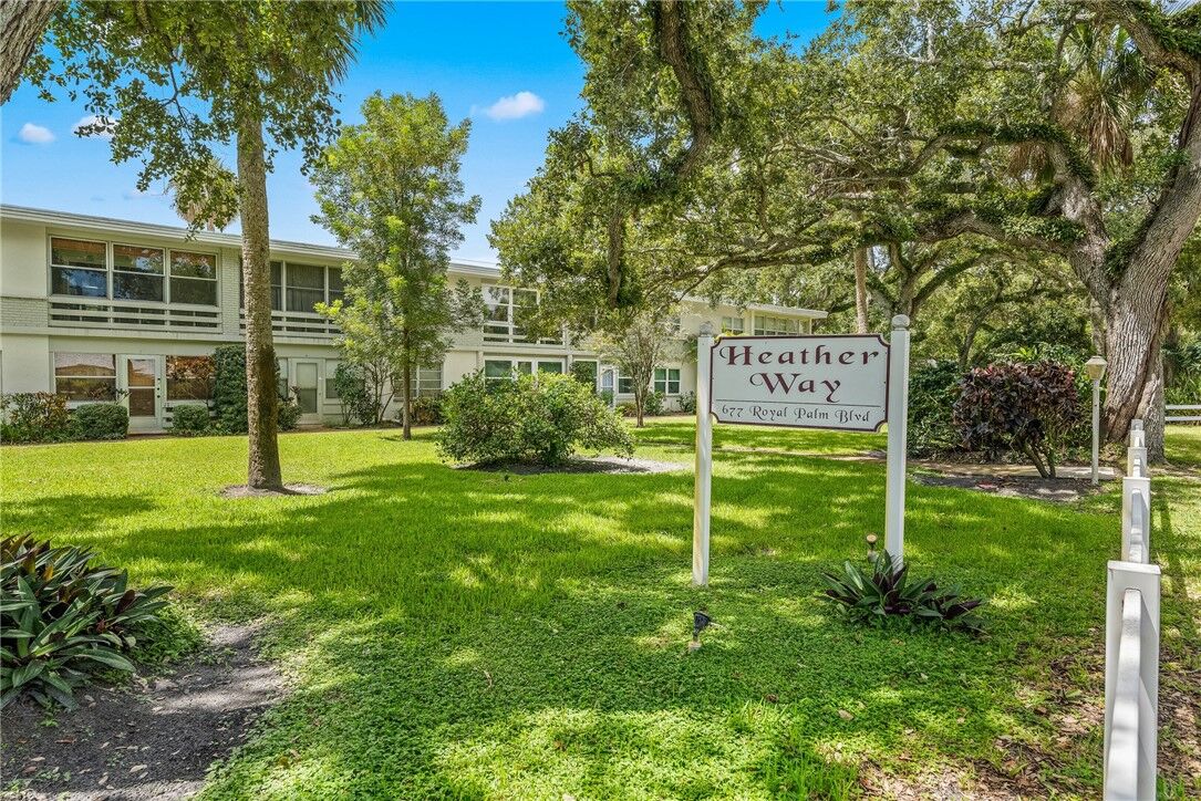 Property Photo:  677 Royal Palm Boulevard 7  FL 32960 