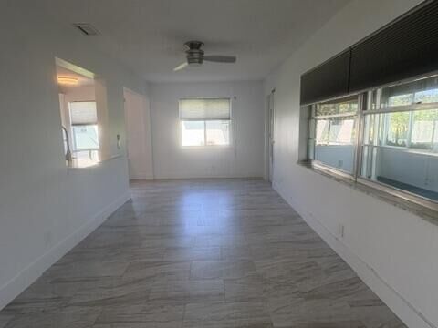 Property Photo:  1590 SW 14th Avenue  FL 33426 