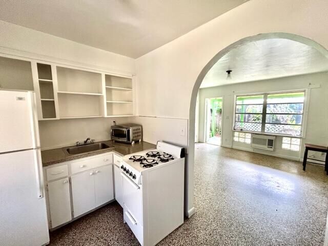 Property Photo: 2023 Taylor Street FL 33020