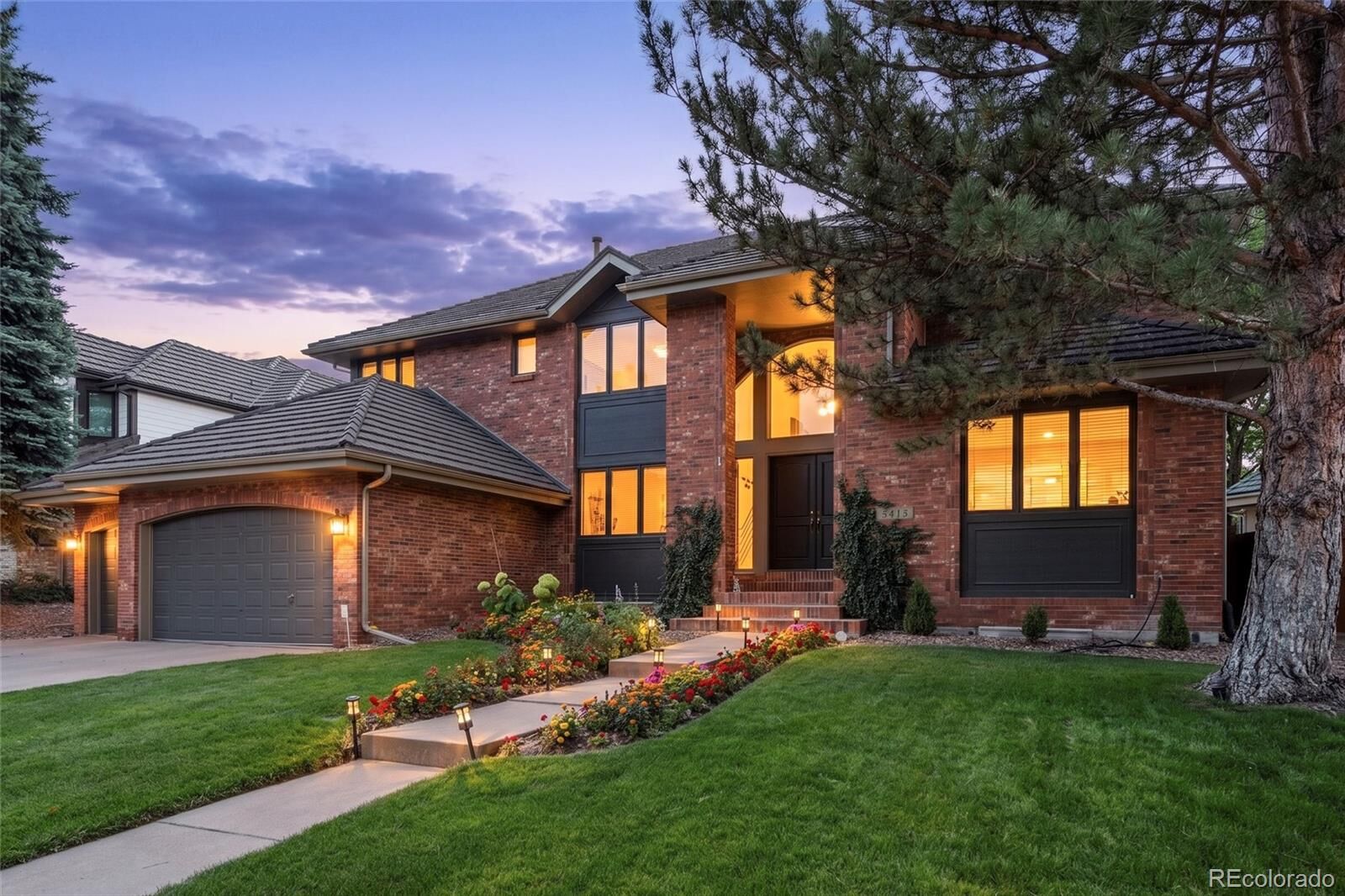 Property Photo:  5415 S Geneva Street  CO 80111 
