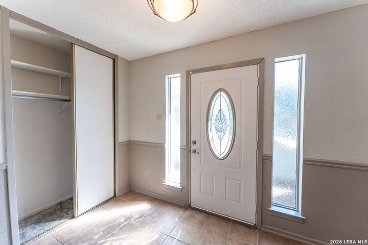 Property Photo: 13115 Larkyorke TX 78233