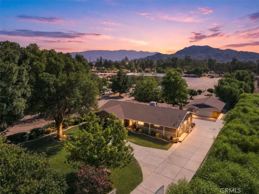 Property Photo: 25210 California CA 92545