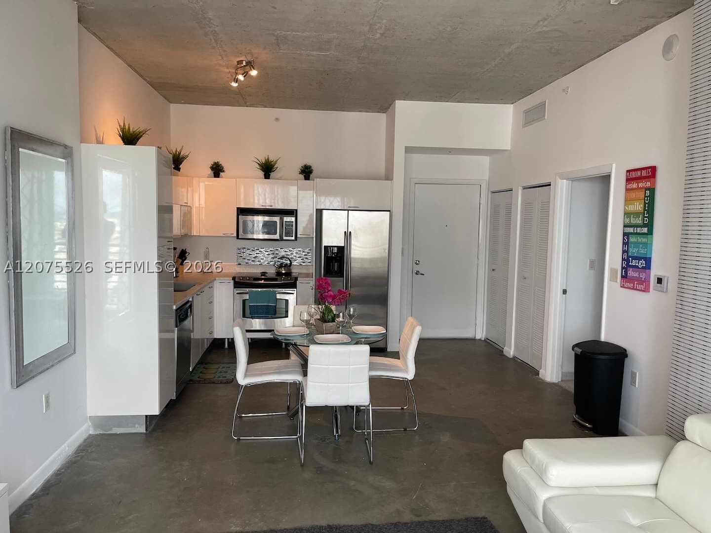 Property Photo: 133 NE 2nd Ave 3405 FL 33132