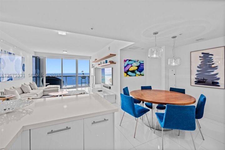 Property Photo:  6899 Collins Ave 1602  FL 33141 