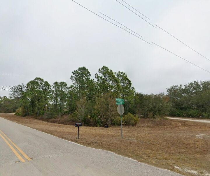 Property Photo:  13185 Mandalay Dr  FL 33955 