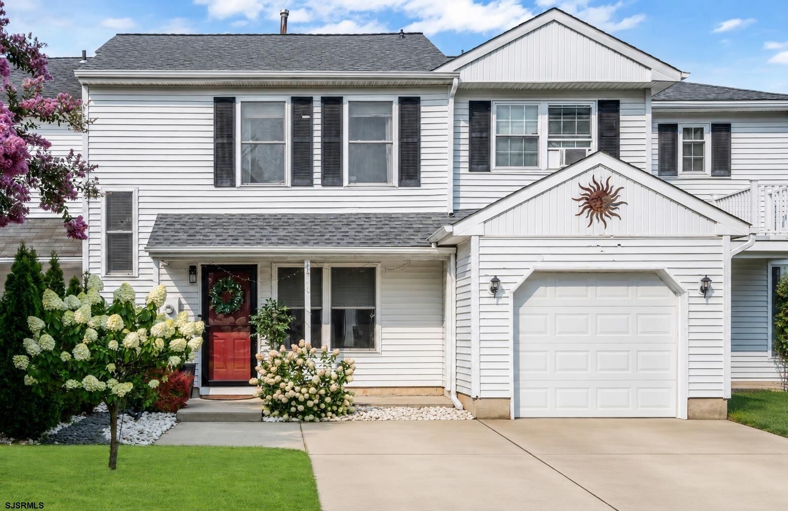 Property Photo:  16 Allison Pl  NJ 08234 
