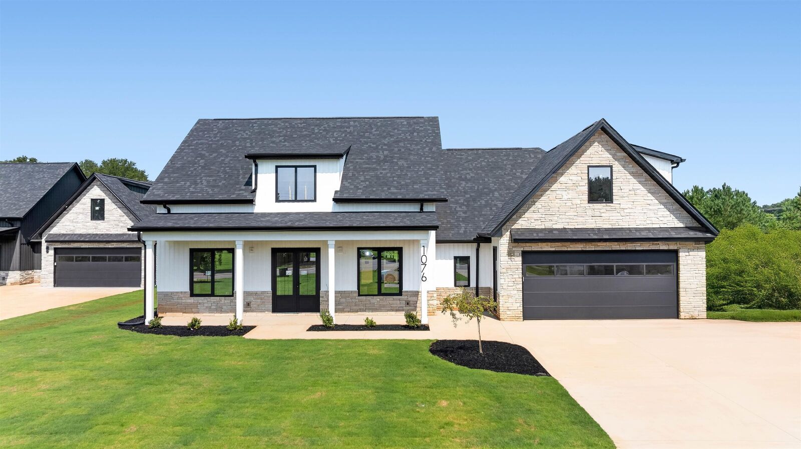 Property Photo: 1076 John Dodd Road SC 29303